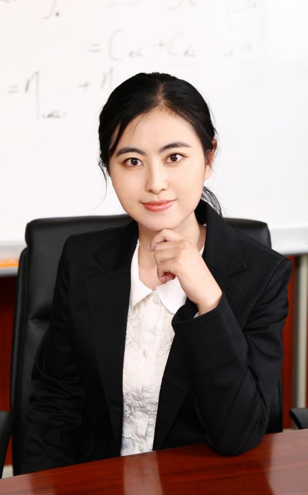 Yi Yang.jpg
